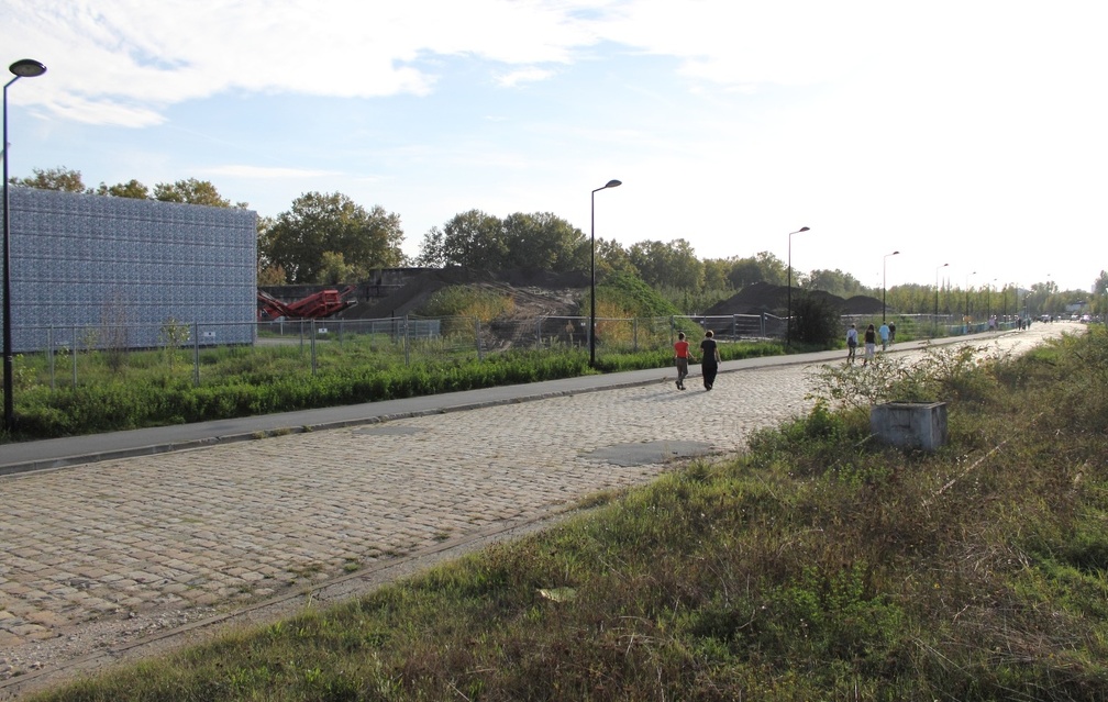 Promenade sur la rive droite de quais