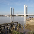 Pont Baba depuis la rive droite