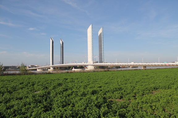 Pont Baba depuis la rive droite