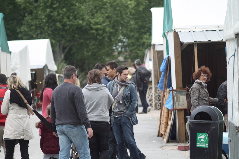 brocante-bordeaux-01.JPG