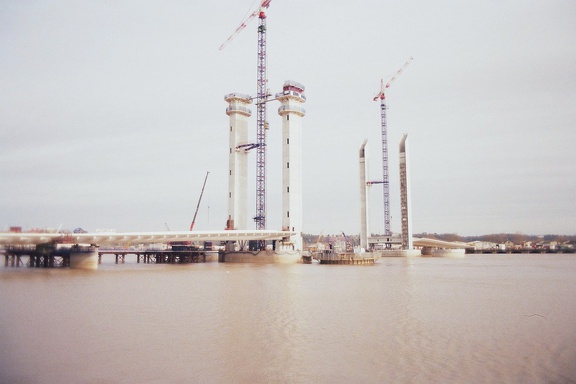 Pont Baba en construction