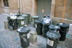 Regroupement de poubelles à Bordeaux