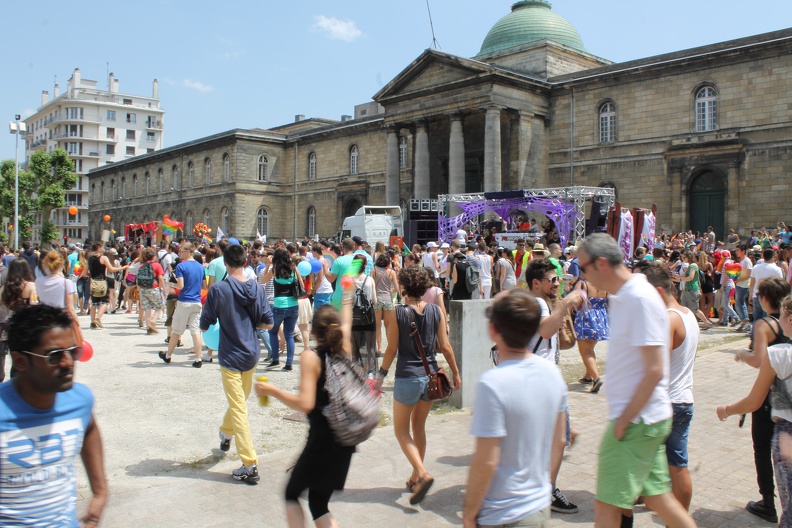 gay-pride-bordeaux-2014-08.JPG