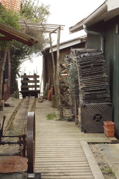 Mécanisme pour remonter les huitres - Cap-Ferret-2015-017.JPG Cap-Ferret-2015-017.JPG